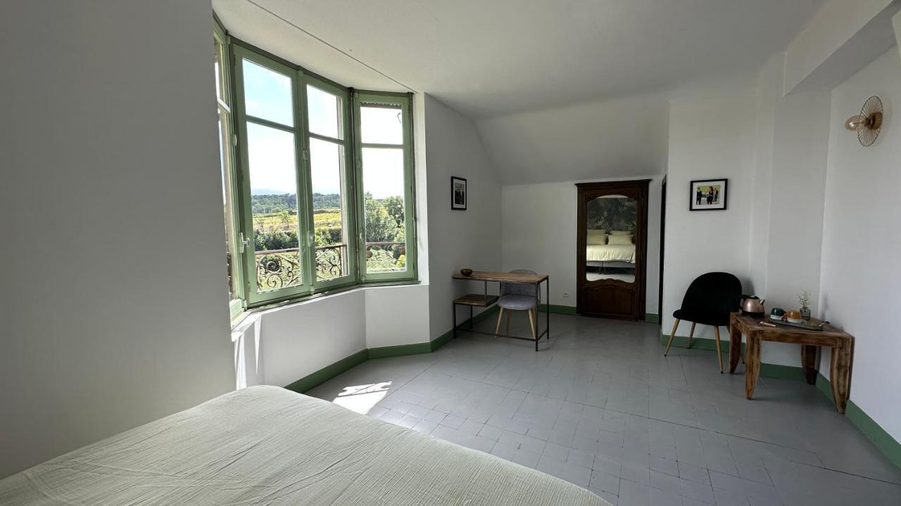 Chambre Tropicale Au Domaine De L'Aven Villeneuve-Minervois Exterior foto